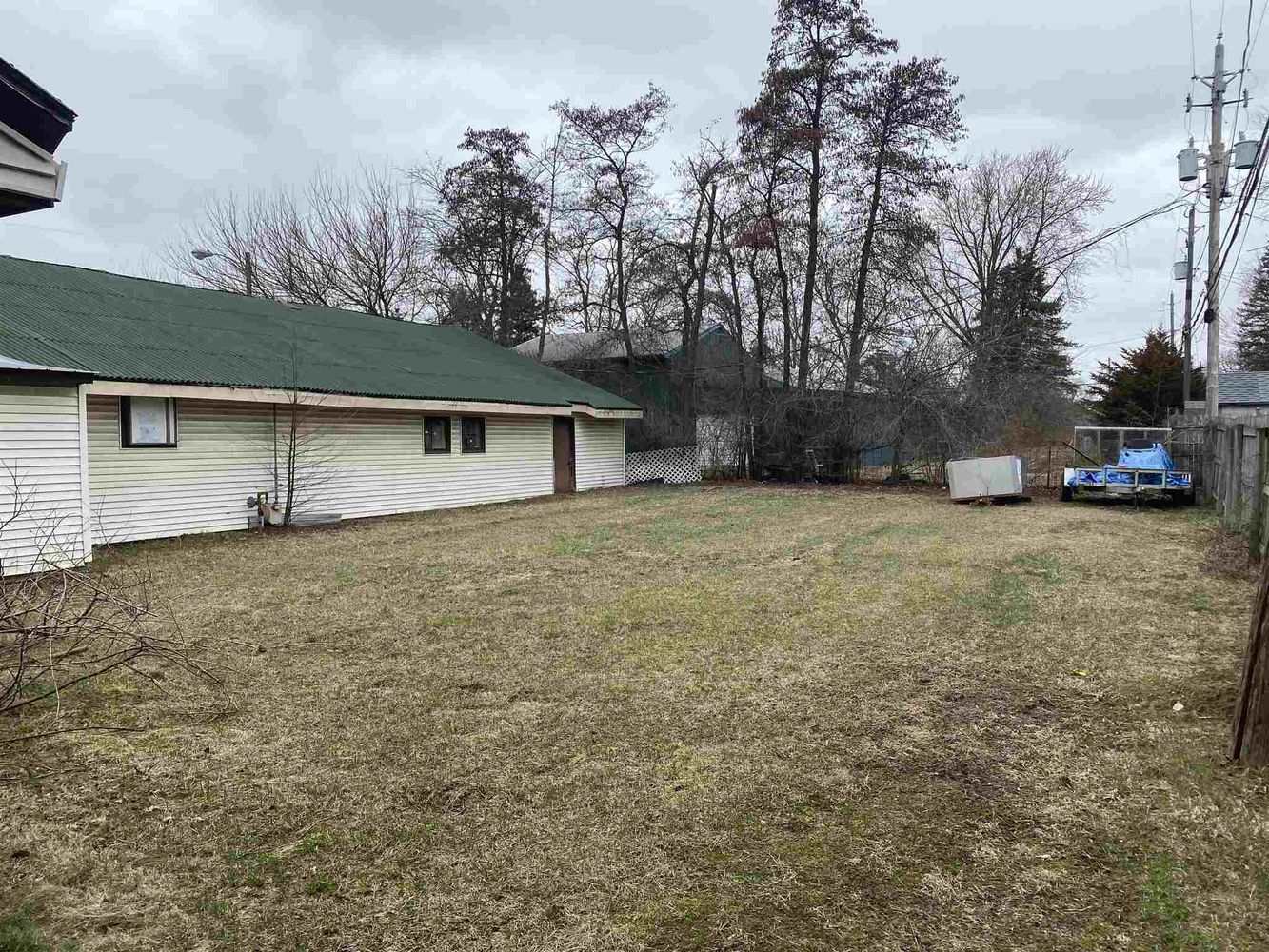 2916 Engle Rd, Fort Wayne, IN 46809